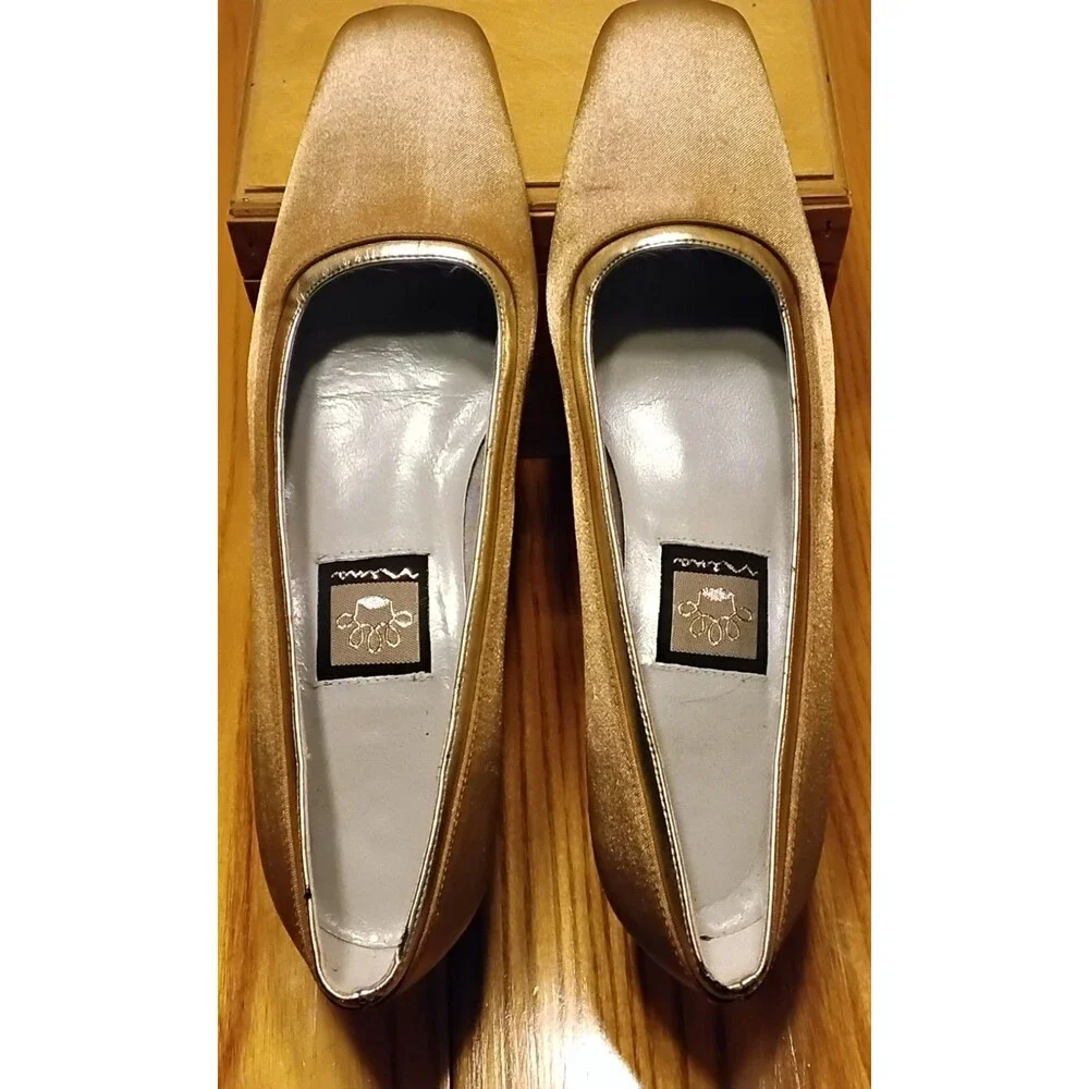 Vintage Women’s Nina Block Heel Dusty Gold Pumps Shoes 6.5 M